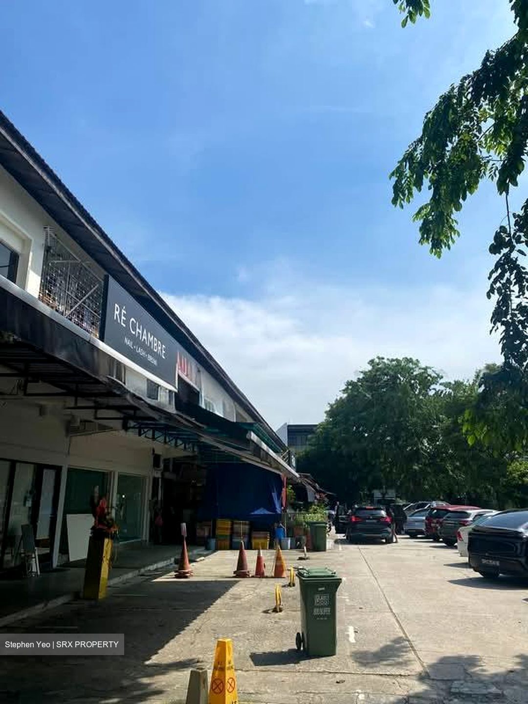 Jalan Tua Kong (D15), Retail #568328331